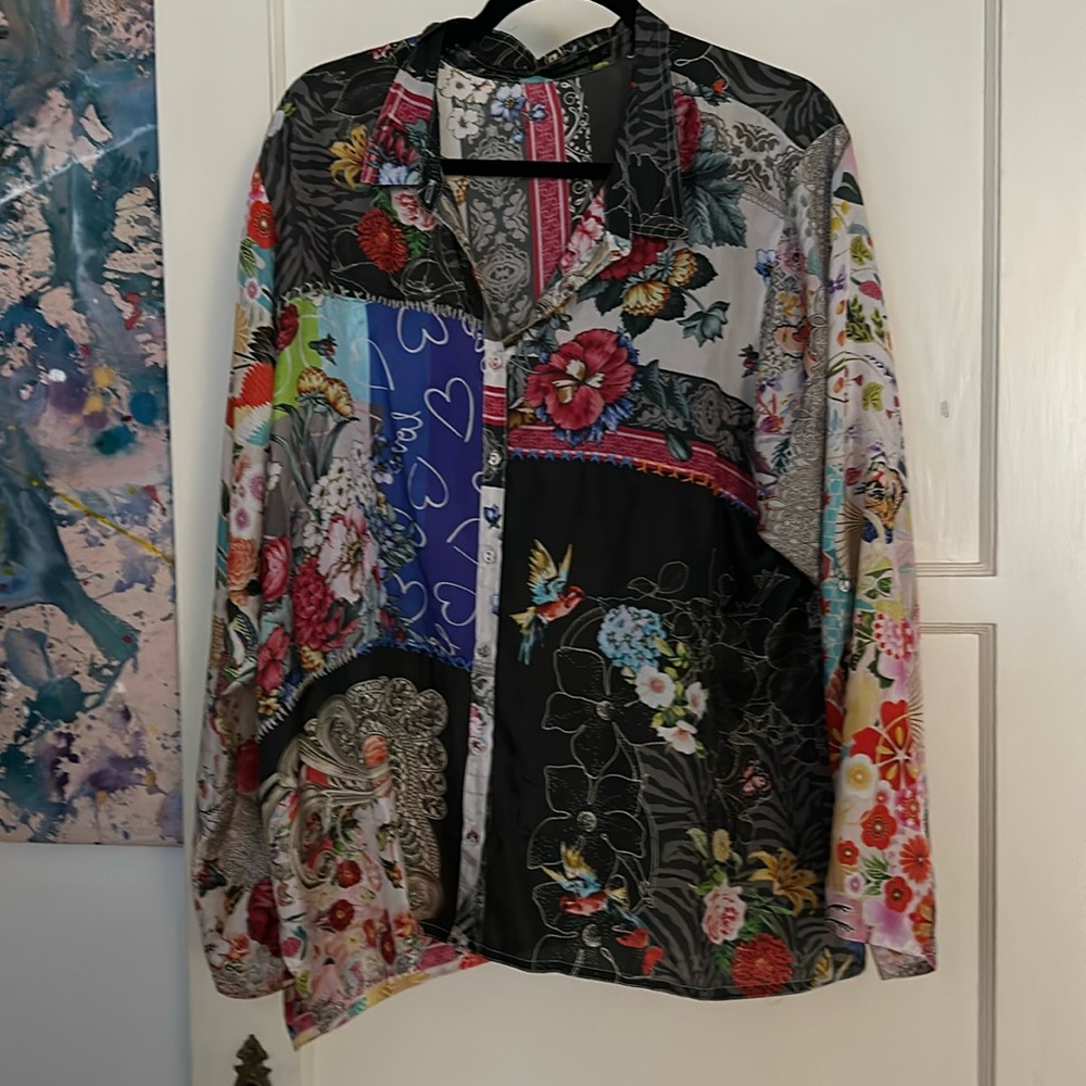 Johnny was extra large, long sleeve